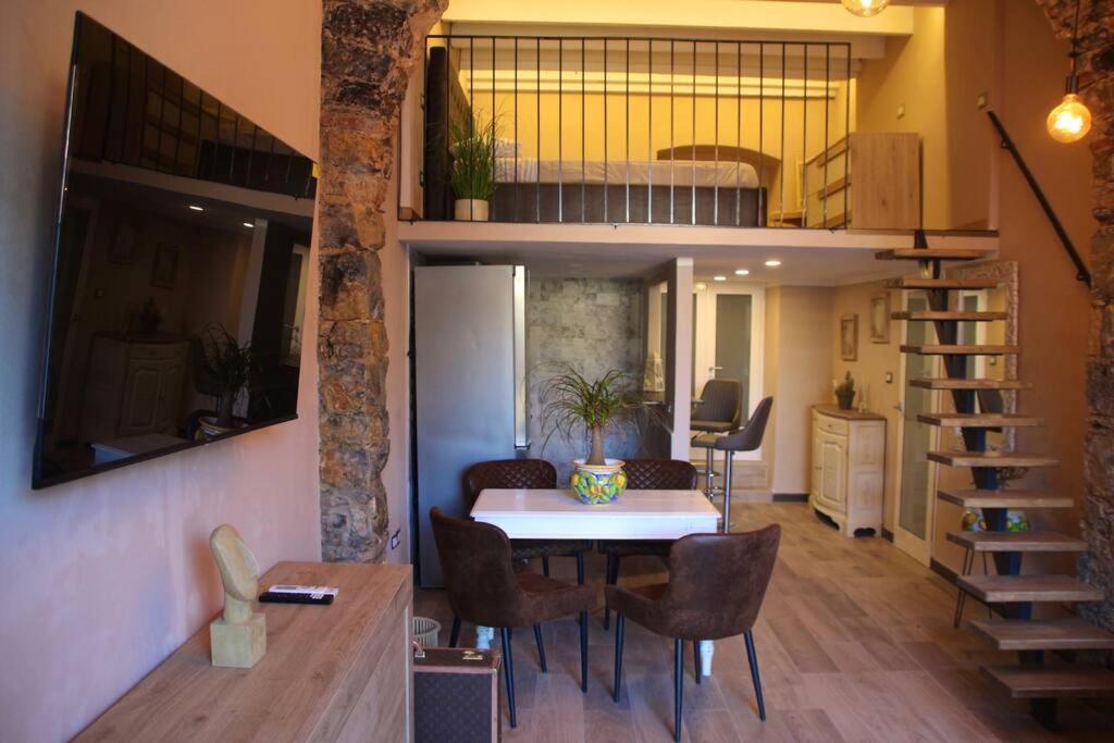 Incanto Apartment ลาสเปเซีย ภายนอก รูปภาพ